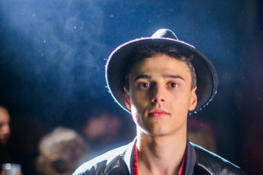 Alekseev - Держи Меня Alekseev - Держи Меня