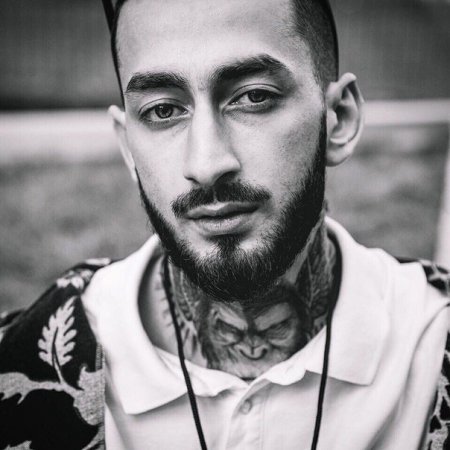 Мантана - По Колено (feat. Andy Panda) Мантана - По Колено (feat. Andy Panda)