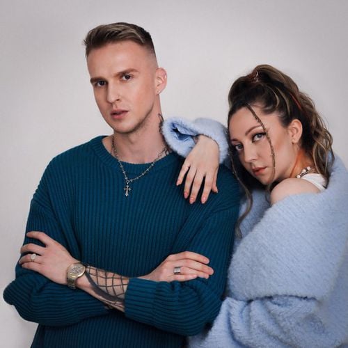 Мичелз - Девочка Влюблялась (feat. Аили) Мичелз - Девочка Влюблялась (feat. Аили)