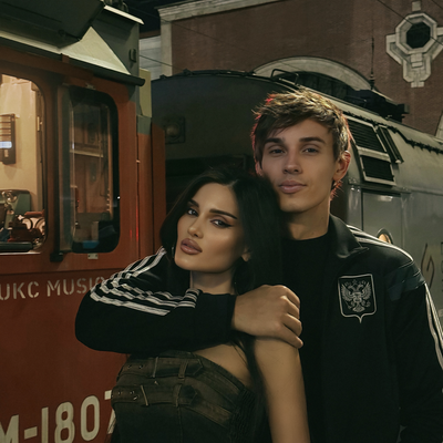 ZOLOTOV & Nelly Mes - Города