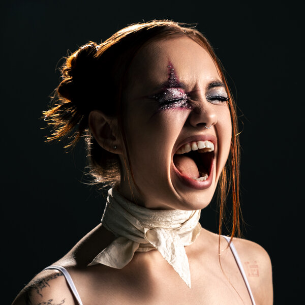 нексюша - Биография