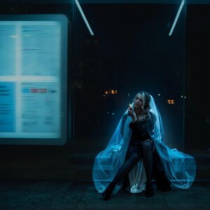 Лиза Холинс - Крики Лиза Холинс - Крики