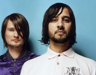 Royksopp feat Jamie Irrepressible - Here She Comes Again